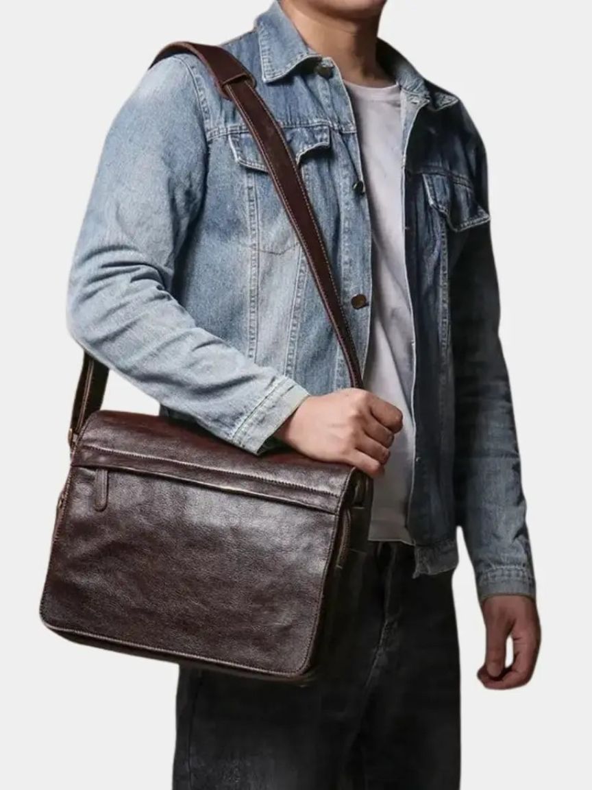 Lasse | klassische Messenger-Tasche