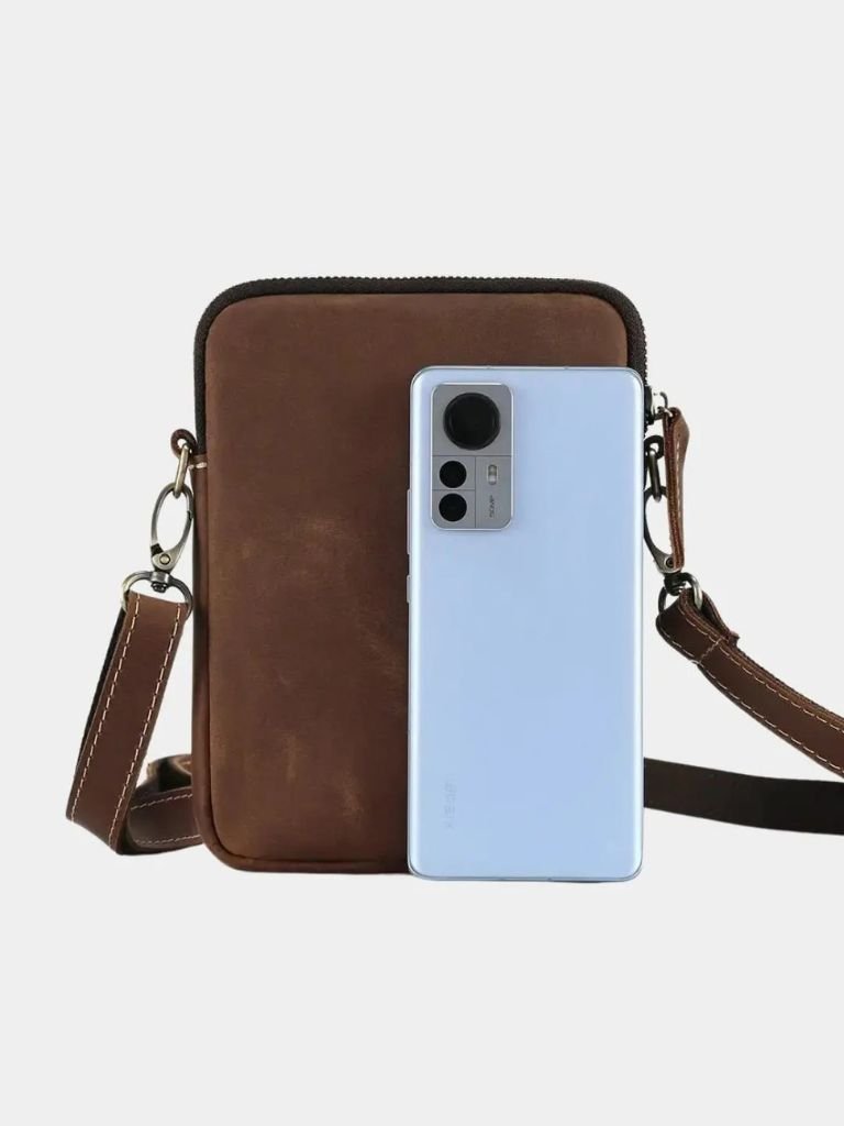 Carl | Minimalistische Schultertasche aus Leder