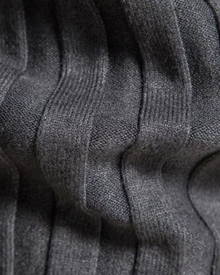 Lucas | Pullover mit hohem Kragen