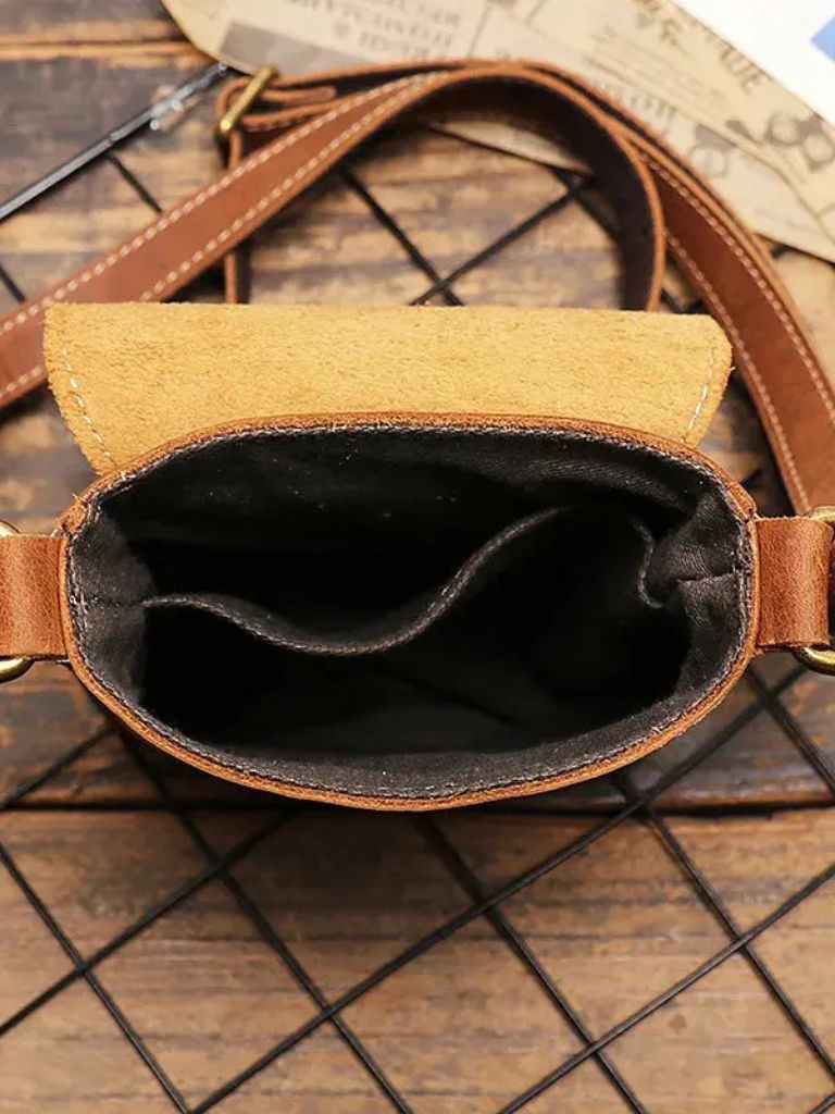 Mikkel | Mini Schultertasche aus Leder